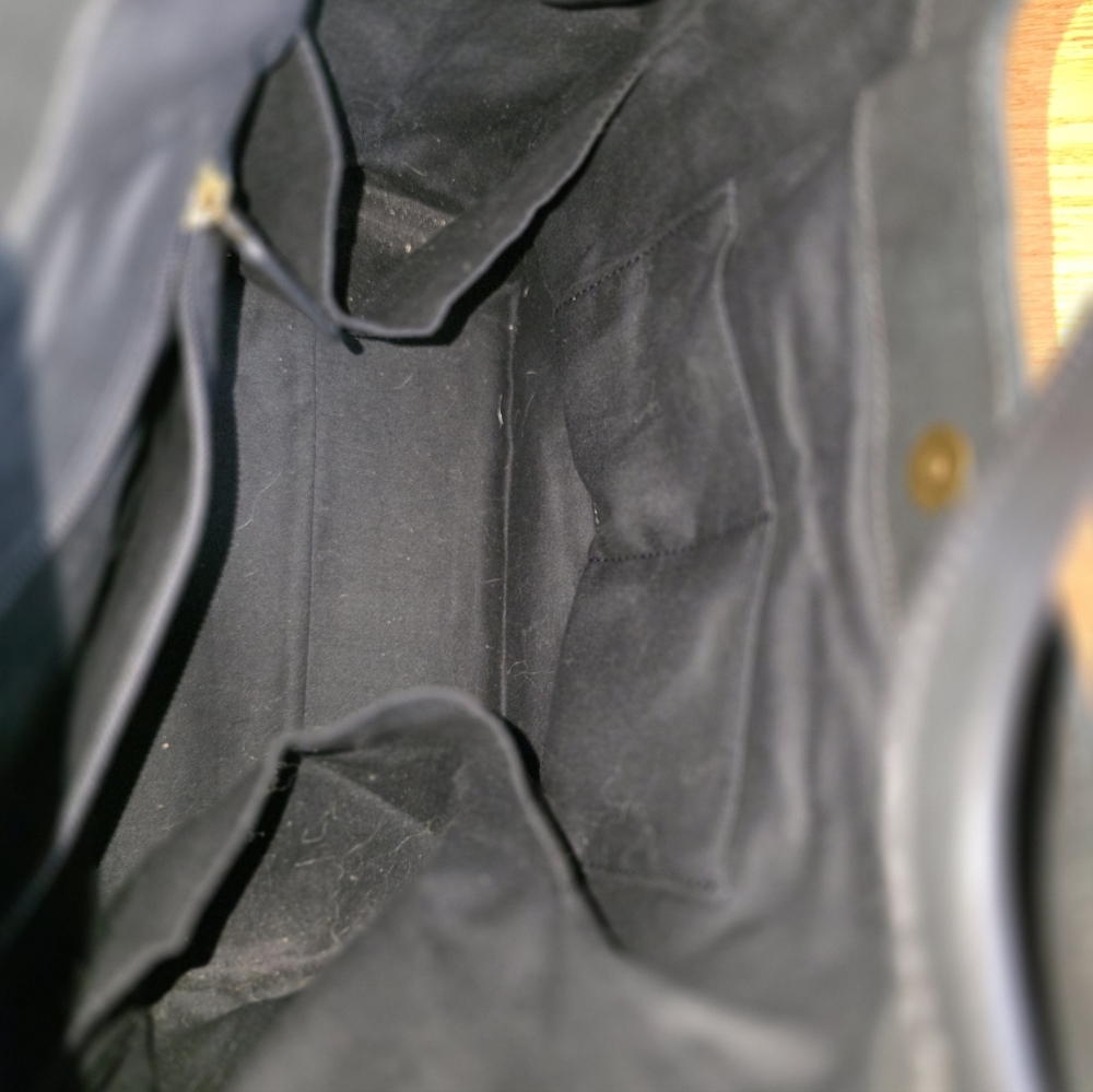 Frey 100% Leather Gold Hardware Black Hobo Satchel Purse 12 1/2 W X 7" D X 10" H - Picture 10 of 11